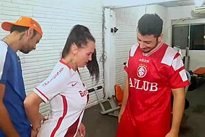 international ju trains bora in outdoor session