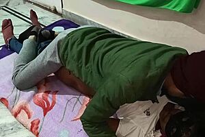 Young Indian amateurs in homemade sex videos