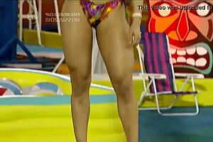 Iniciamos Con El Desfile De Las Chicas En Este Combate Bajo El Sol