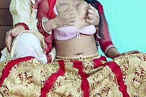 Horny couple enjoys homemade suhagrat sex closeup