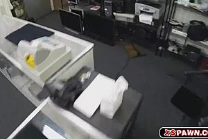 Sweet Hottie Carley Loves Fucking Large Hard Dick