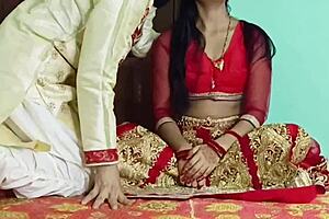 Horny couple enjoys homemade suhagrat sex closeup