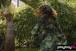 hey babe, wanna see my sensual striptease outdoors with my petite filipina body?