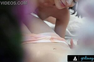 Aften Opal fingers Nicole Aria passionately in morning sex