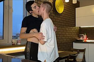 yo, brought this cute guy over, gave a juicy blowjob, made him burst! 😜