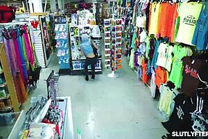 Ebony Whore Fucks Monster Cock In Wet Gangbang!