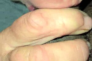 A white woman gives the best blow job ever