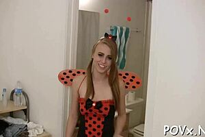 naked petite teen exposes cum-hole for rough fucking