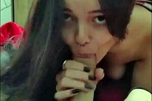 White moon gives a blowjob to warm up in the cold