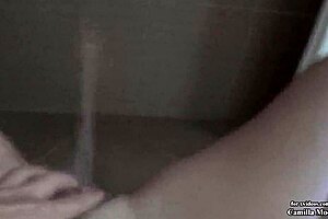 Camilla Moon Is The Queen Of Golden Showers 😍