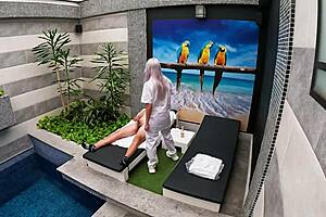 I called the room service girl and she gave me a blowjob until I finished in her mouth