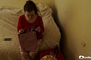 Hot Stepdaughter Loves Pleasuring Herself With Dildo