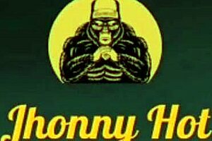 vizinha viu tomando banho e pagou boquete