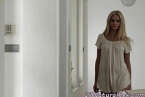 damn, that cocksucking beauty getting banged on all fours looks so hot