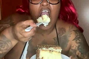 Mean teacher hazelnut might be nice to student hazelnutxxx 😏