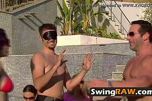 Blindfolded sex games in the pool for horny couples