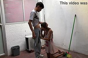 my hermanastra begs for it, filling her mouth with cum