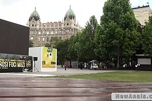 Amateur Dude Tapes First-Time Anal Fuck With European Babe.