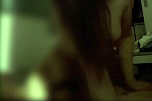 【人妻】旦那が出張中に欲望に負けた人妻は男を家に連れこんで楽しんでいる　若妻　素人　夫婦　美乳