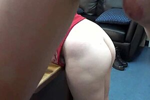 Violet Navy's hot as hell in this amateur porn video