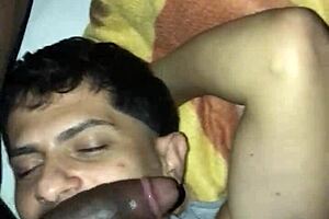 man, this negão dotado e grosso fed me his leite right down my throat!