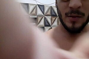 Largado e pelado explores gay femdom fetish fucking