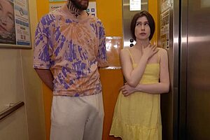 Асансьорни Забавления