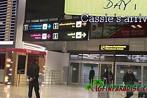 Stunning Girlfriend On Sex Vacation With Addicted Boyfriend!