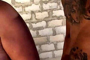 Tipper Encantado Con Mi Mujer Me Complace Sin Saber