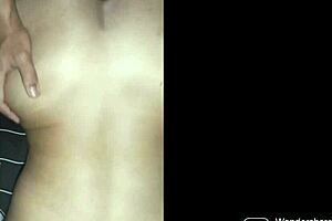 melayu babe with big tits gets bent over for homemade fun, wow... 😍