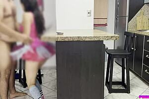 Sexo Casero Amateur Grabados 8 - Latina's Big Ass in Action