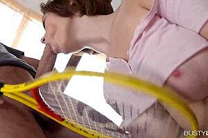 Marina Visconti rides hard at the gym, boobs swaying 😍