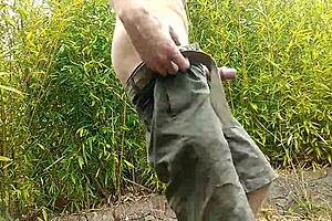 big dick cumming outdoors in public anime hentai monster cock scene