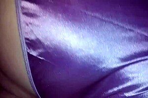 Amateur couple explores intimate moments!