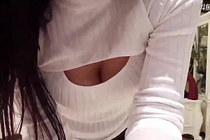 perfect leather pants on michiel米希儿 dancing in chinese style