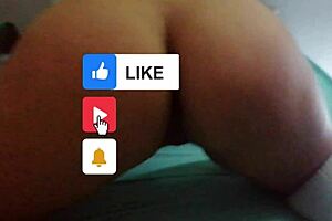 Colombian student relaxes with a session.