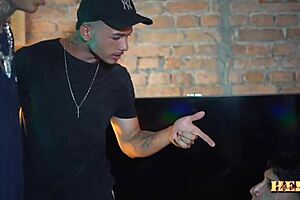 Suruba with twins and bro dicks game