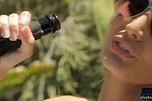 Perfect milf blonde from Houston, Texas, shines in a hot photoshoot with stunning striptease moves