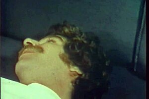 classic pornstar linda lovelace delivers mind-blowing blowjob until explosive cum.