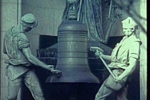 classic pornstar linda lovelace delivers mind-blowing blowjob until explosive cum.