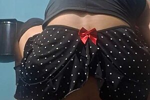 Amateur crossdresser's first video: gay sex and anal play