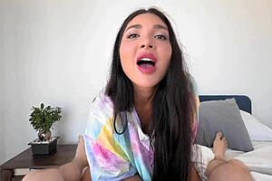 Melanie Queen's big ass and big tits make for a hot scene in this amateur video