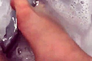 Hungarian Babe Removes Nylon for Shower