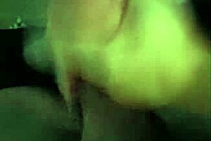 A lucky stranger scores nudes from amateur model joyliii