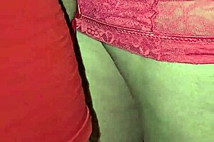 i sew a tight virgin pussy girl and cum on her, moaning like a whore with hairy pussy.