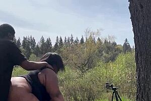 Sexy chubby BBW Remi getting BBC on top of a giant rock 😍
