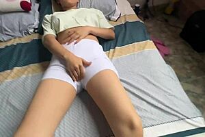 Manoseando A Mi Hermanastra Cuando Estamos Solos En Casa