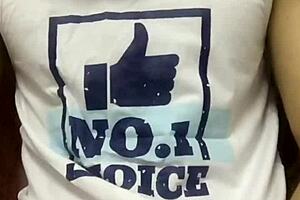 Gay group of twinks engage in live blowjobs and sex