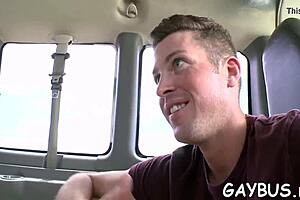 Gay sex with an amateur bottom