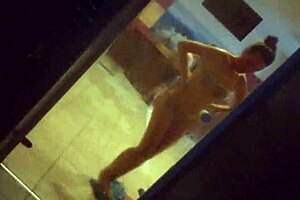 i'm flashing and masturbating riskily in public spa